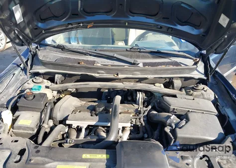 2004 Volvo Xc90 2.5T Awd z USA, uszkodzony, nr VIN YV1CZ59H141123972